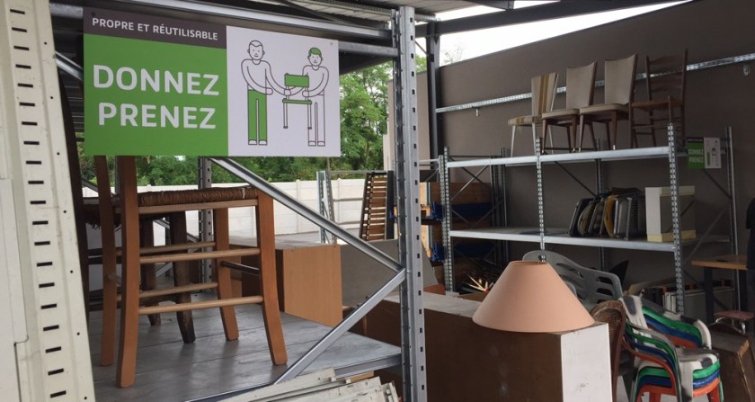 2146572_en-gironde-une-dechetterie-est-devenue-un-supermarche-inverse